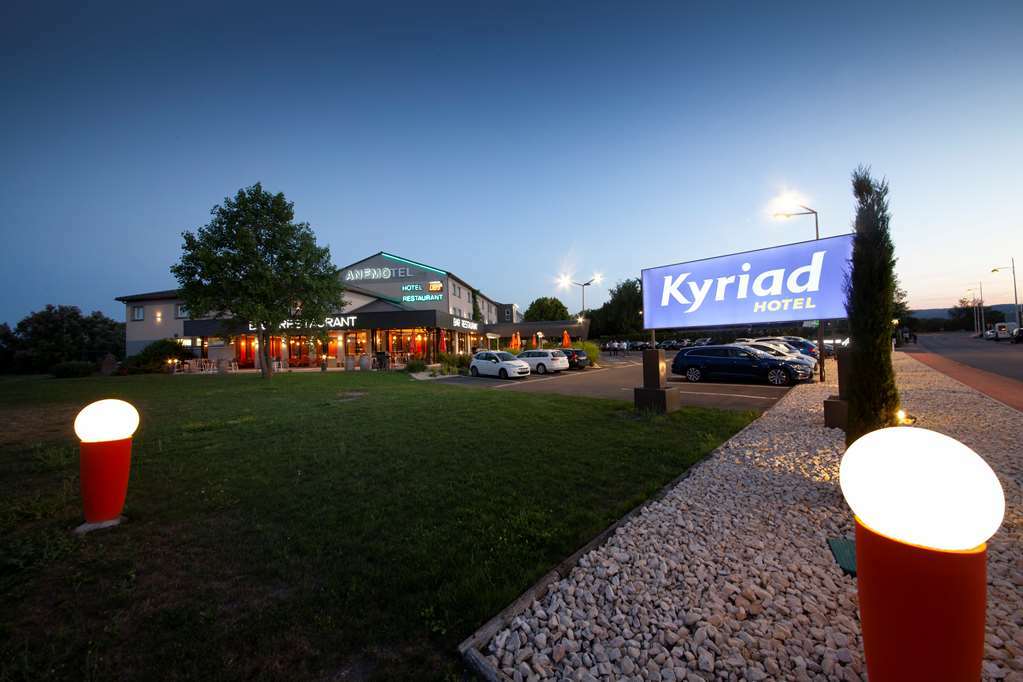 Kyriad Clermont Ferrand Nord - Riom Exterior photo